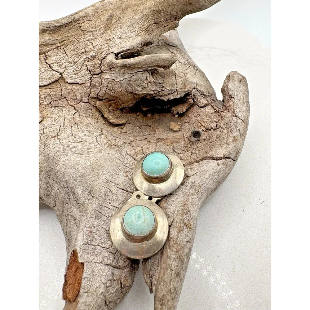Vintage Sterling Silver Modernist Saucer Bezel Set Stone Clip-on Earrings .5